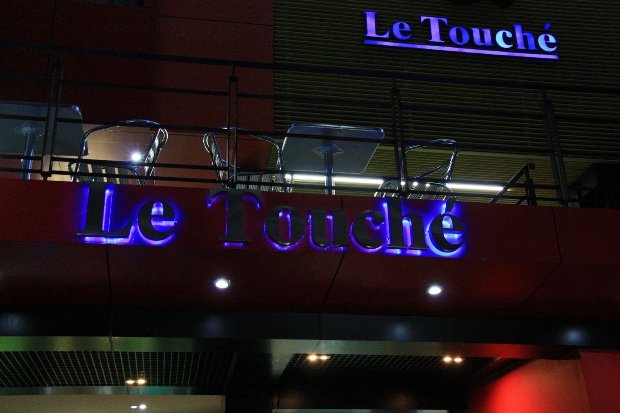 Le Touche Hotel Bangkok Kültér fotó
