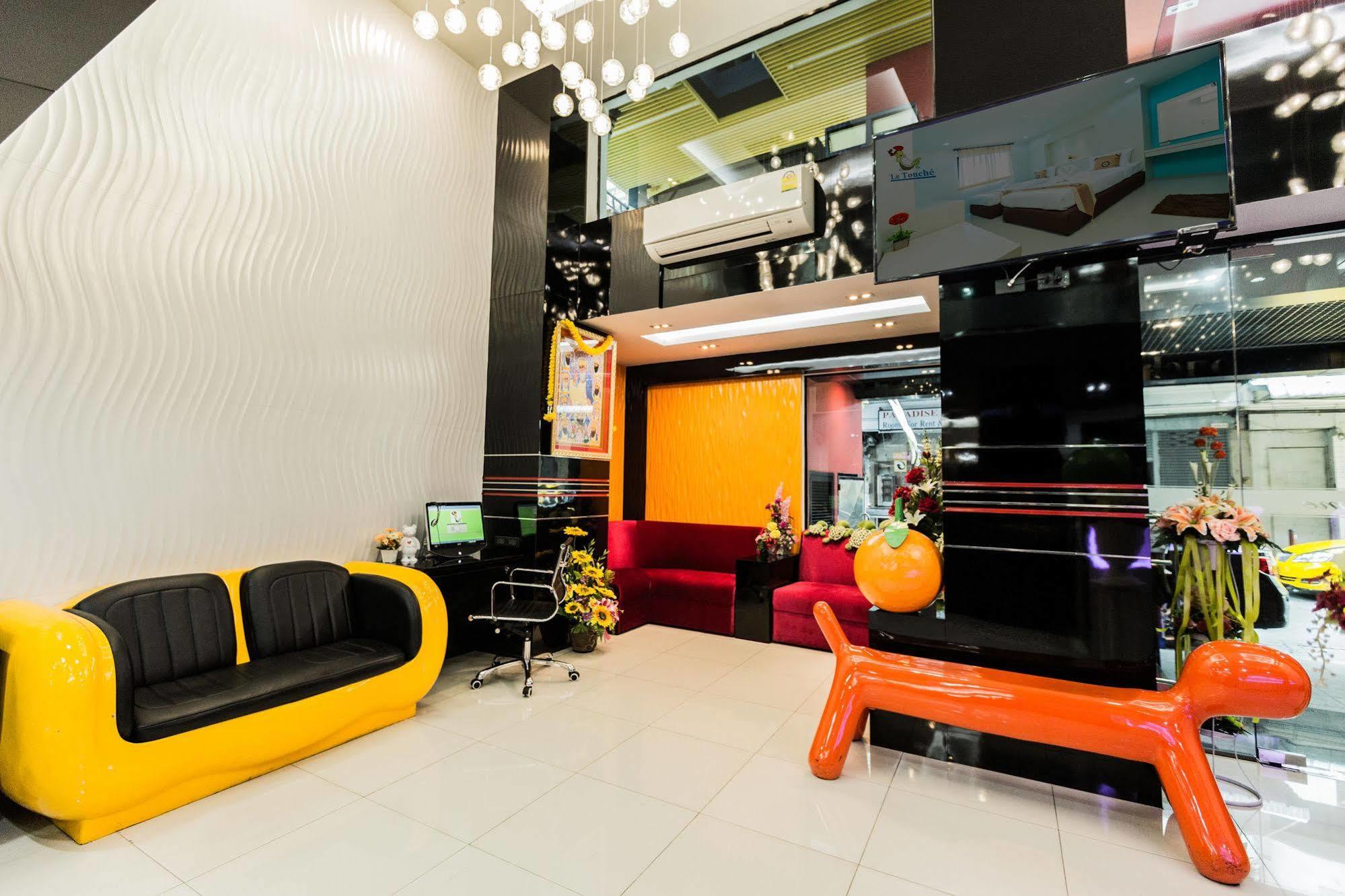 Le Touche Hotel Bangkok Kültér fotó